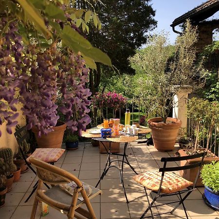 Chez Marianne Panzió Astano Kültér fotó
