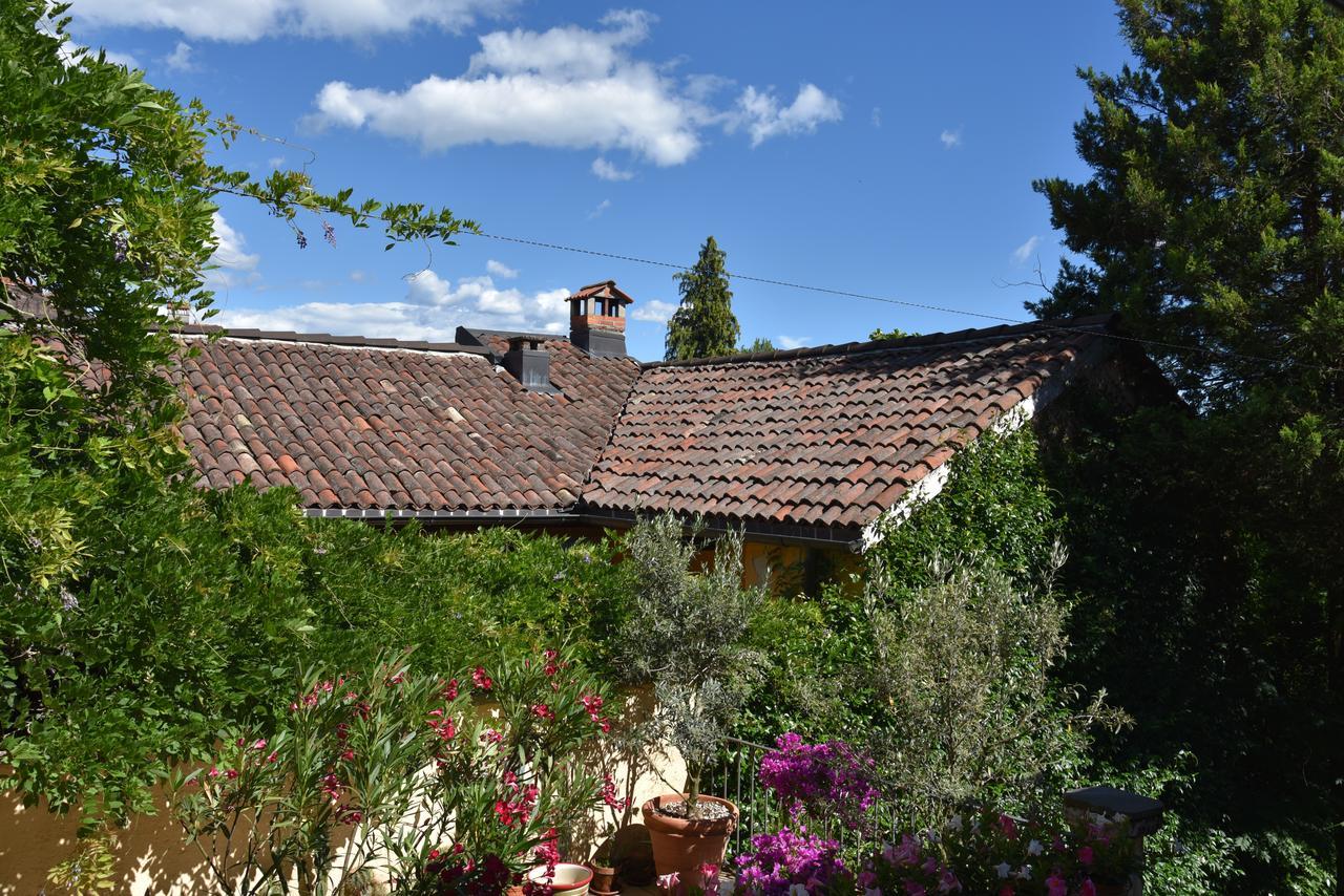 Chez Marianne Panzió Astano Kültér fotó