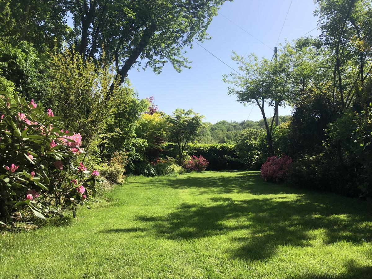 Chez Marianne Panzió Astano Kültér fotó